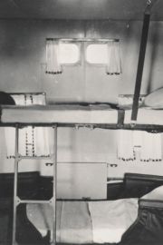 #danslescollections

Retour il y a 85 ans, en 1937, le Ministère de l’Air lance un marché pour la fabrication d’un #hydravion de ligne pour la compagnie...