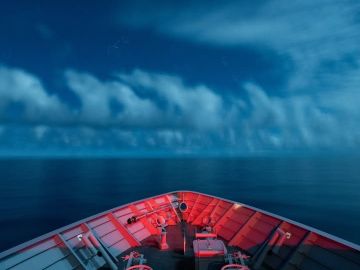 Le 23 mai, le musée change de dimension 🌙

Pour la Nuit des Musées, découvrez l'expo « 400 ans de Marine : entre ciel et mer » lors d'une 𝐢𝐧𝐚𝐮𝐠𝐮𝐫𝐚𝐭𝐢𝐨𝐧...
